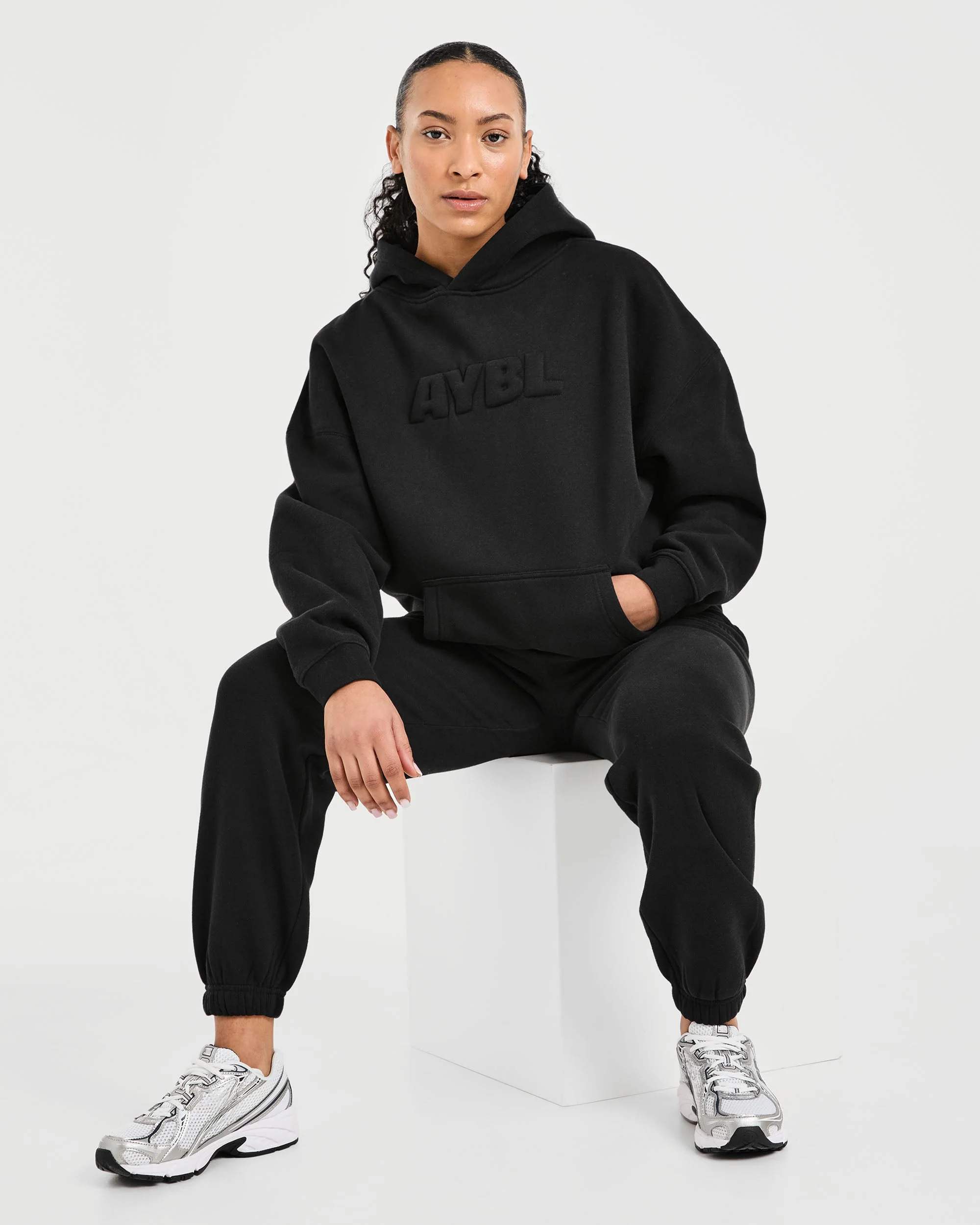 Classic Plush Oversized Hoodie - Zwart - Image 8