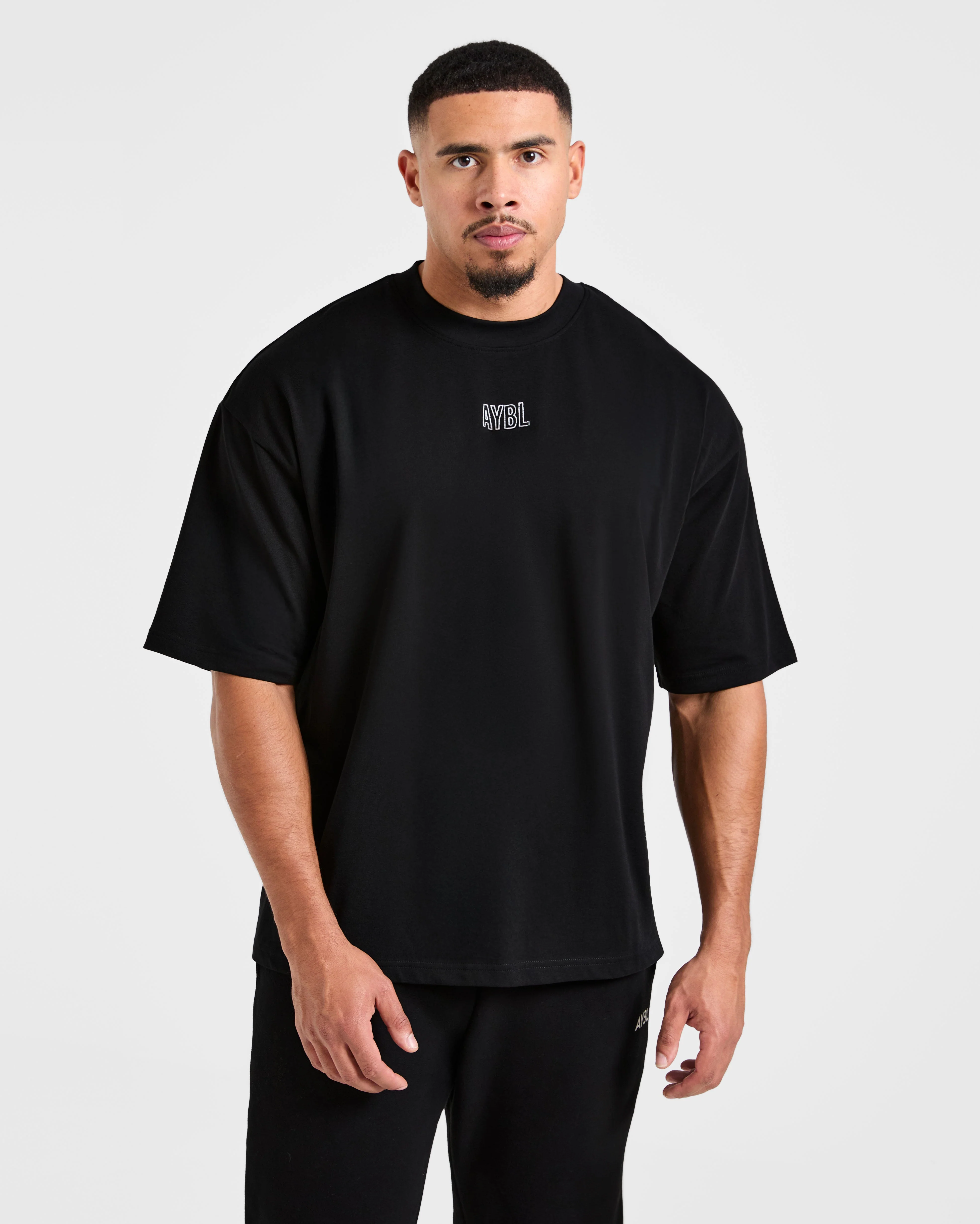 Doberman Strength Oversized T Shirt - Zwart/Rood - Image 2