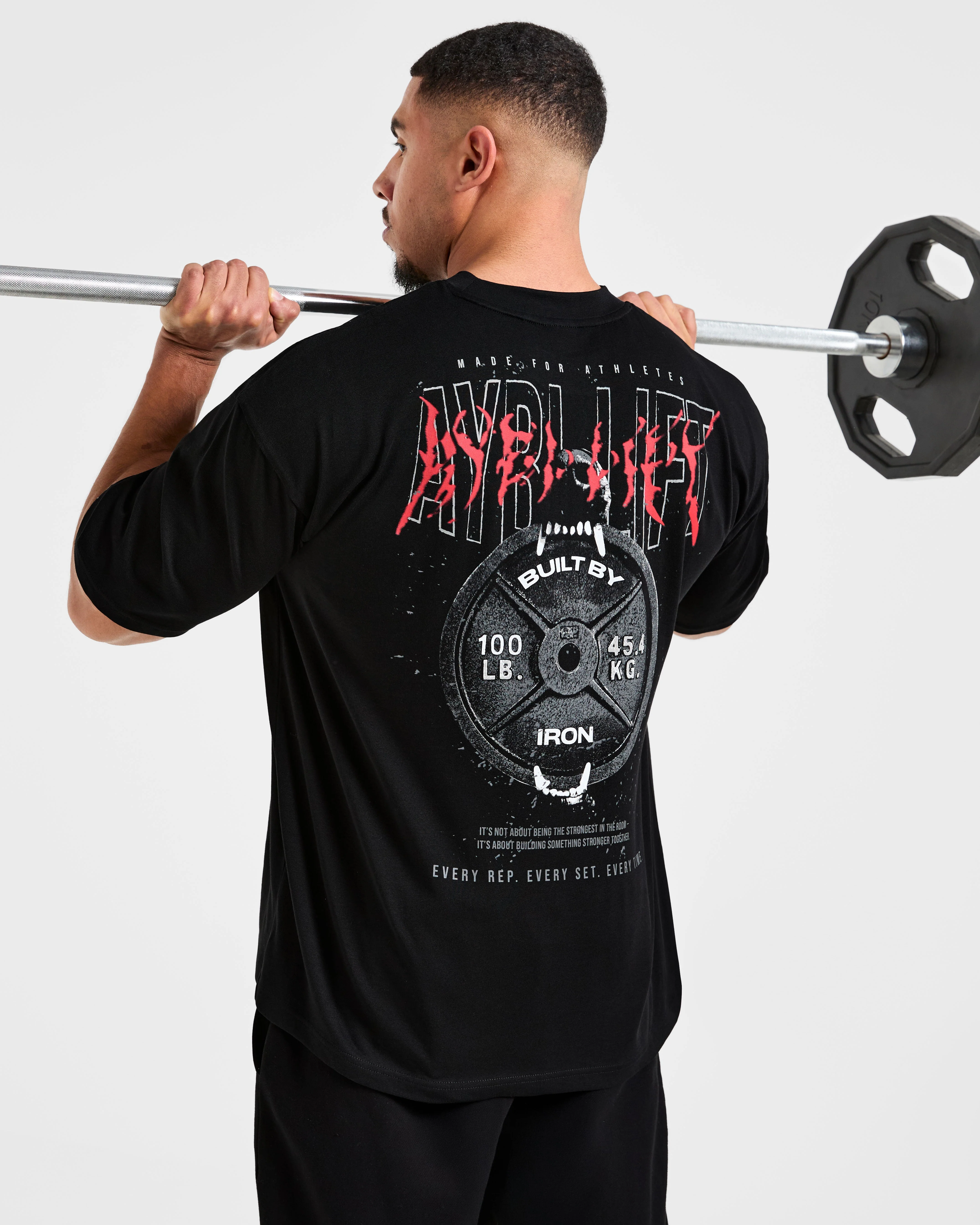 Doberman Strength Oversized T Shirt - Zwart/Rood - Image 8