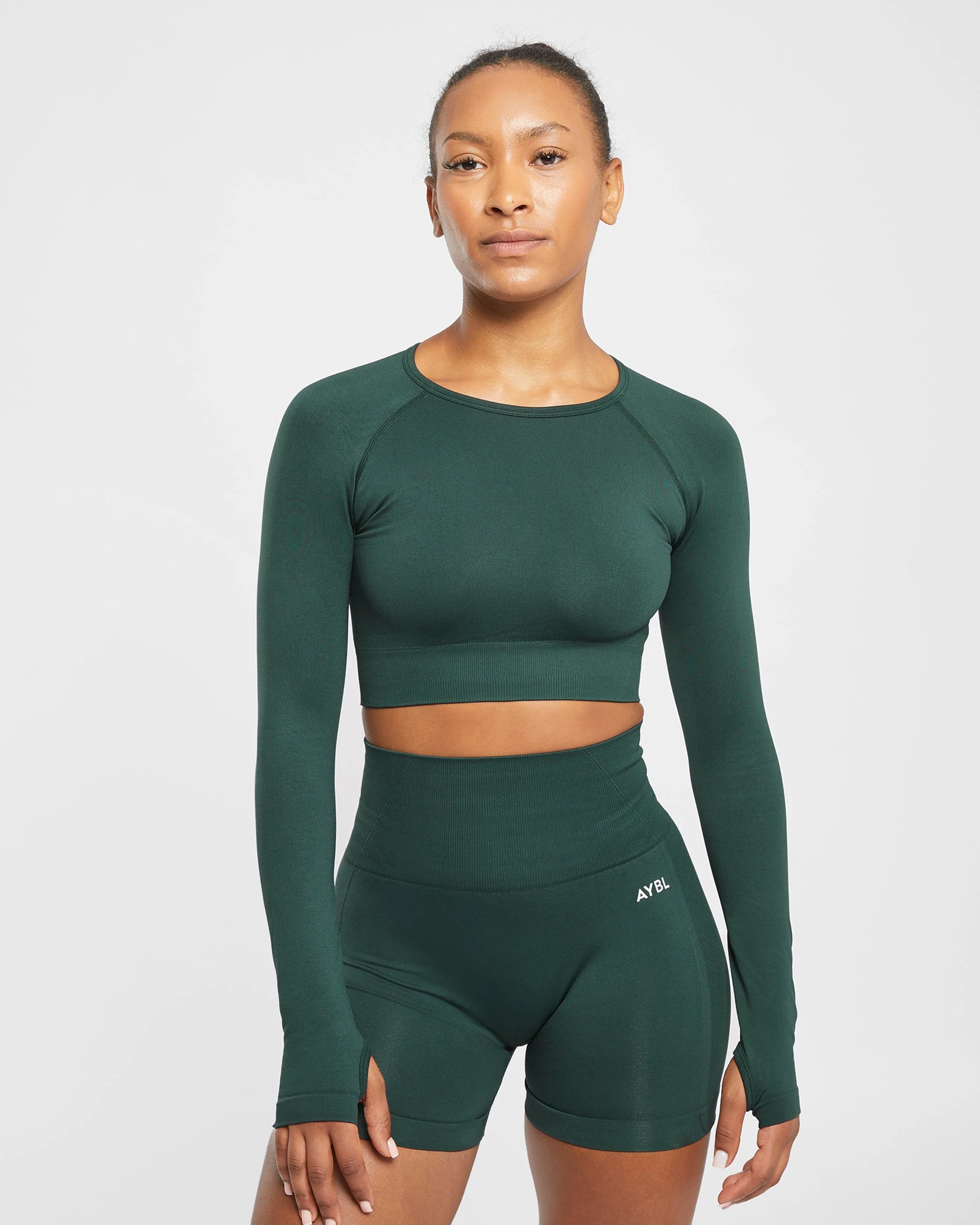 Empower Seamless Long Sleeve Crop Top - Dark Groen - Image 9