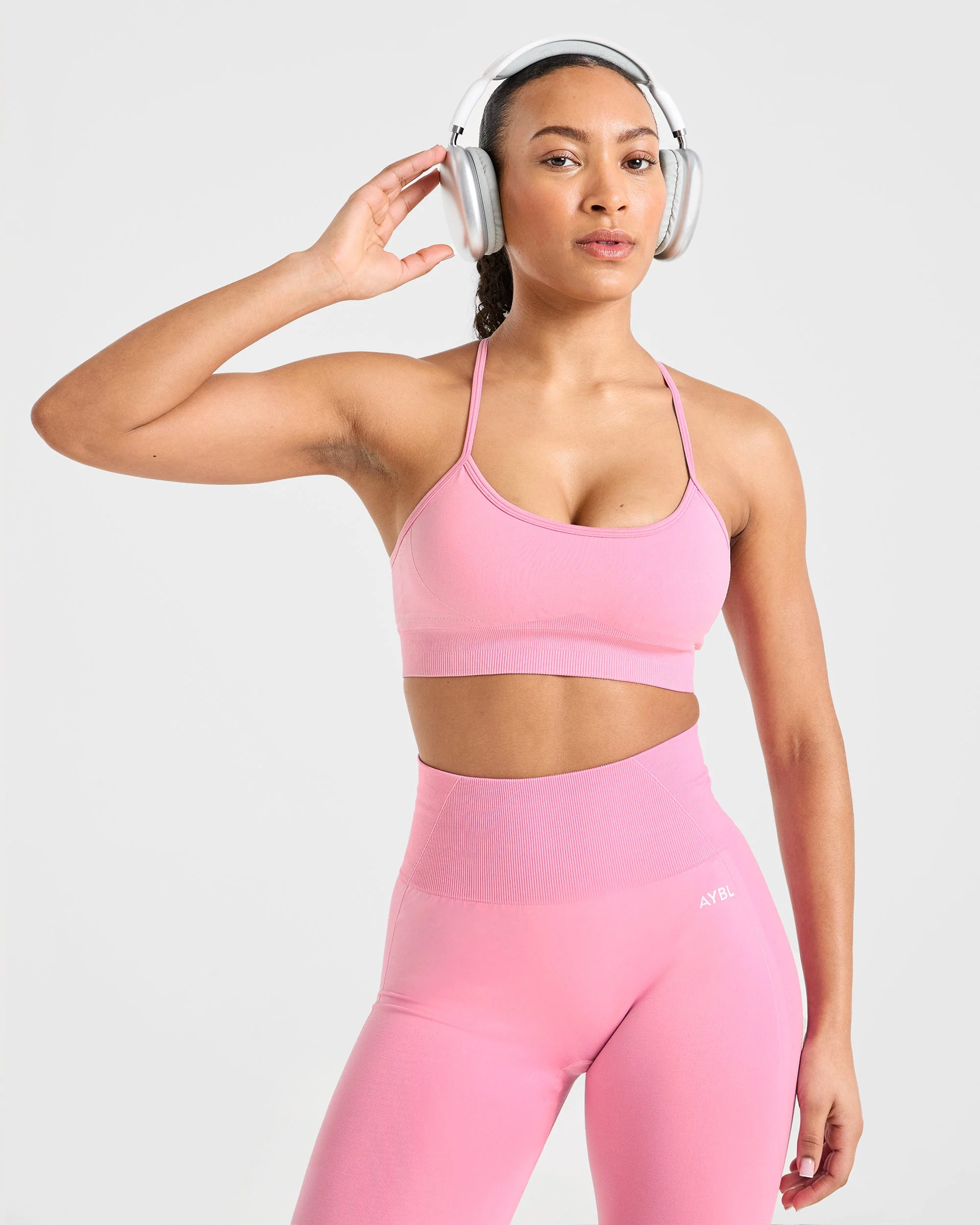 Empower Seamless Sports Bra - Baby Roze - Image 7