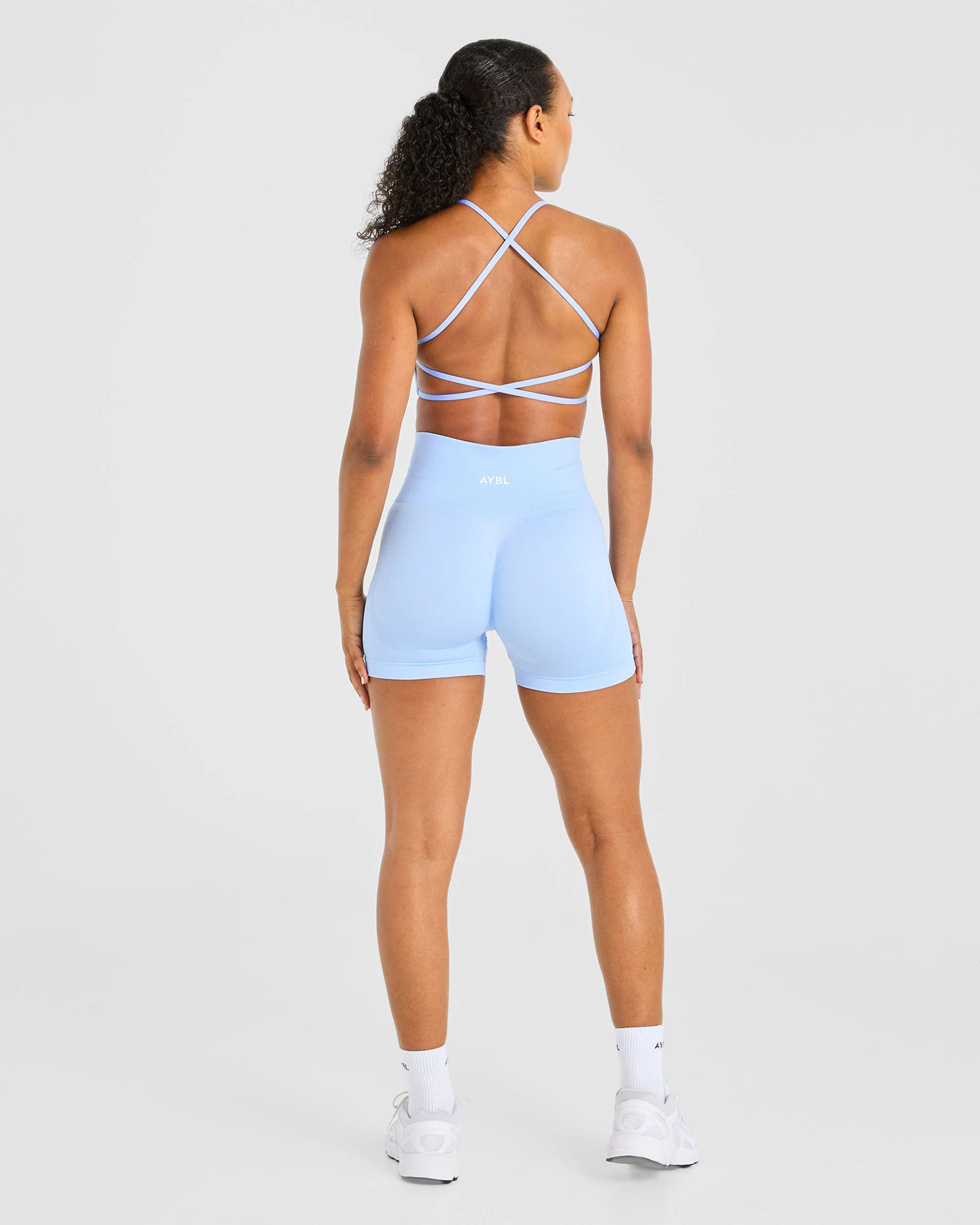 Essential Crossback Sports Bra - Baby Blauw - Image 4