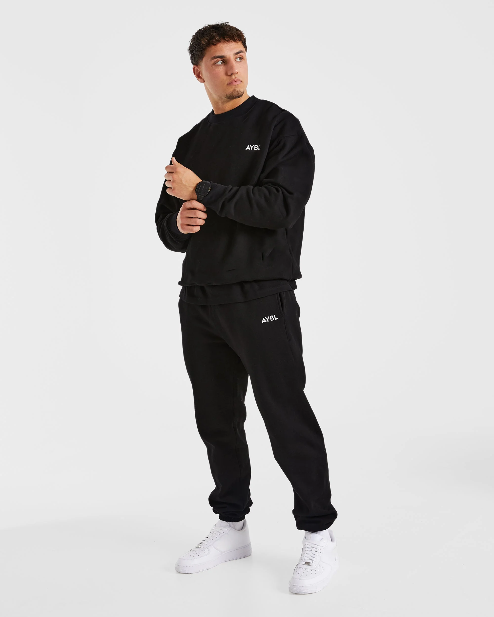 Essential Oversized Sweater - Zwart - Image 7