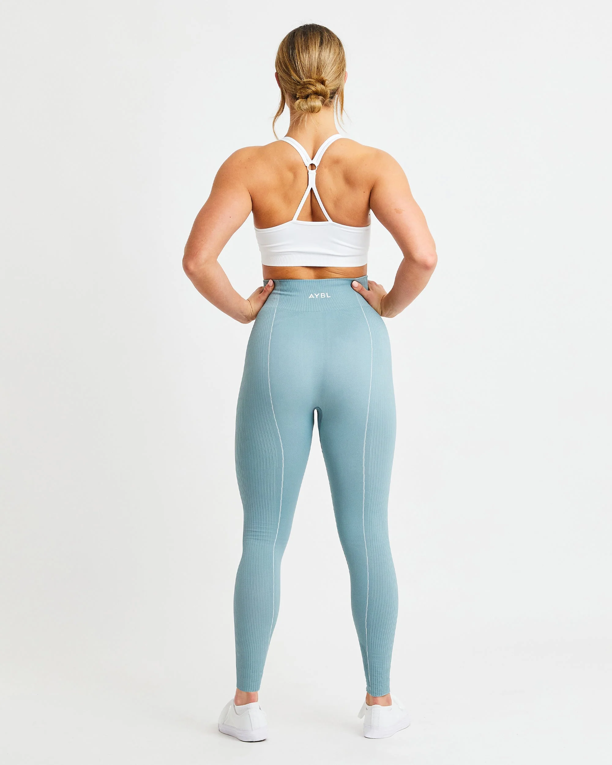 Essential Seamless Ruched Sports Bra - Wit - Image 12