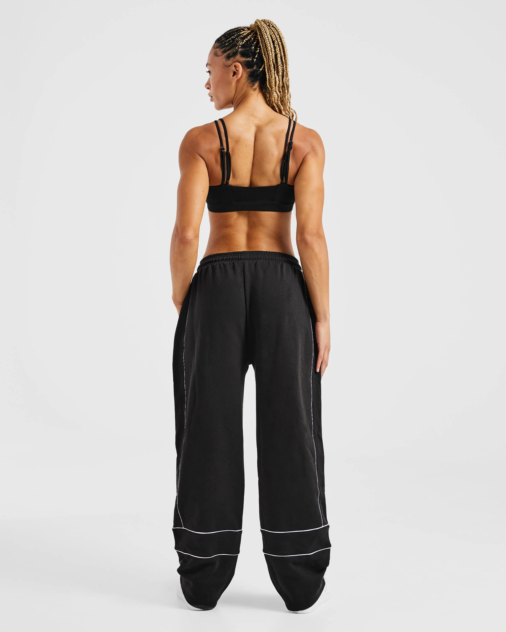 Justine Oversized Straight Leg Joggers - Washed Zwart - Image 4