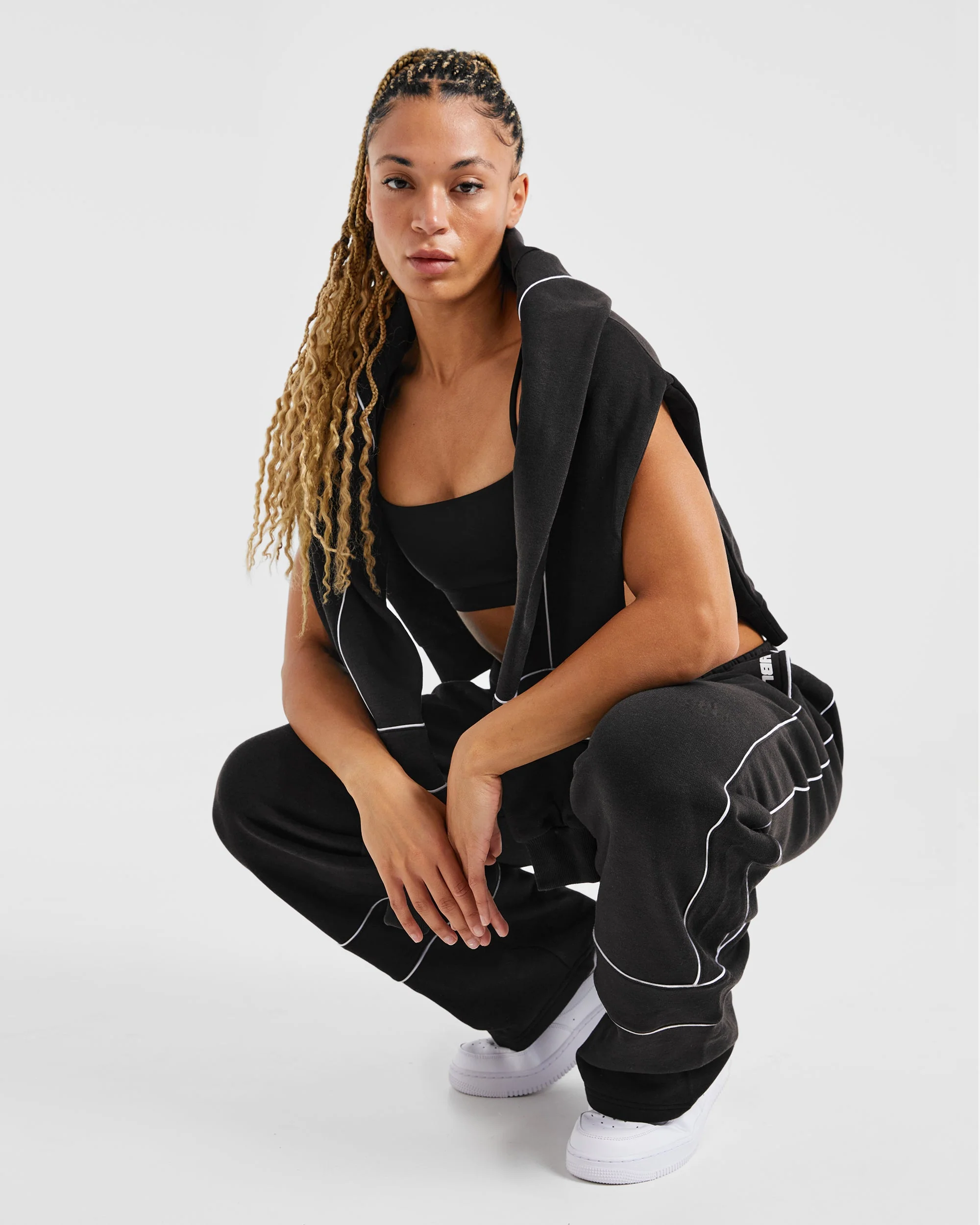 Justine Oversized Straight Leg Joggers - Washed Zwart - Image 8
