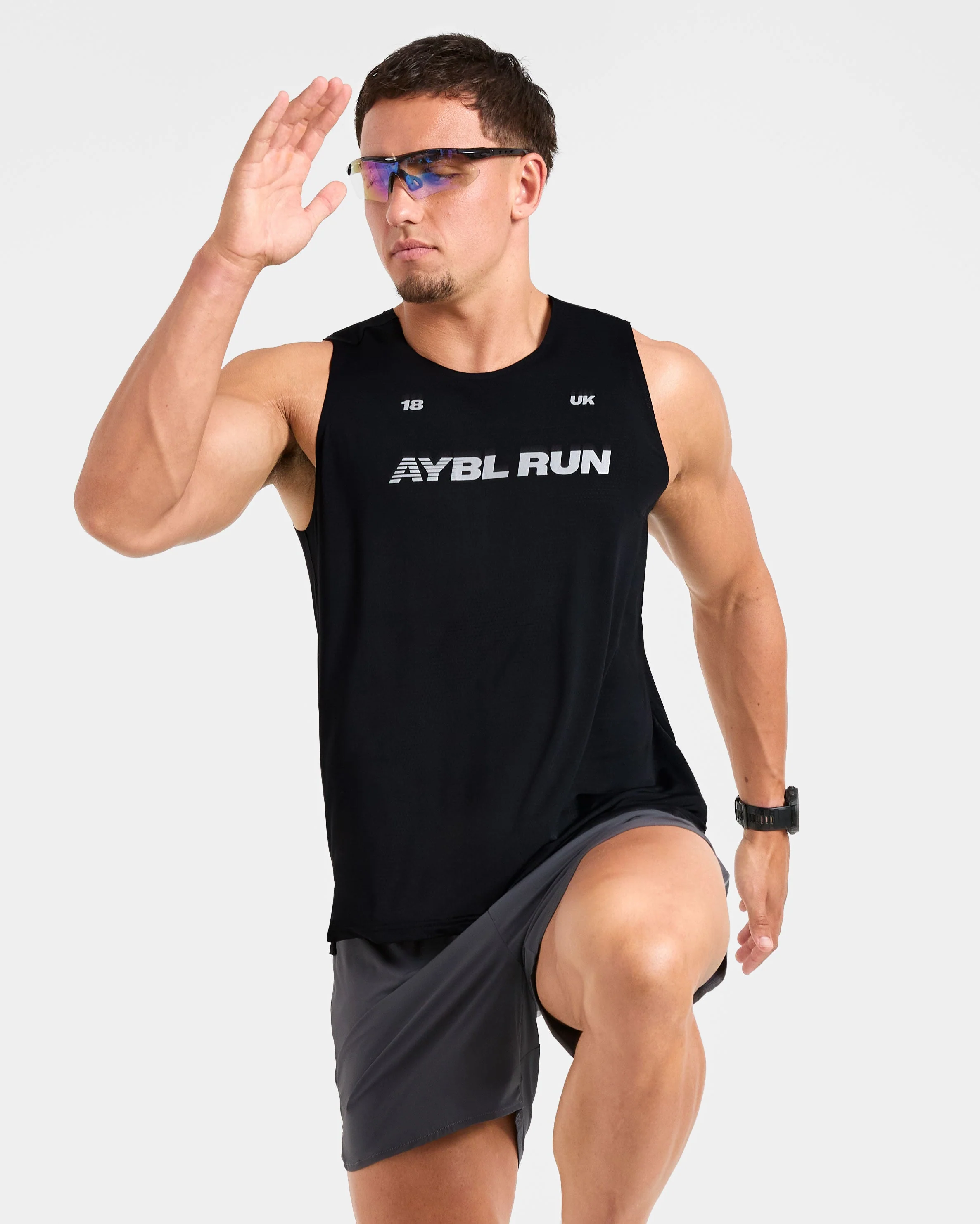 Run Loose Tank - Zwart - Image 8