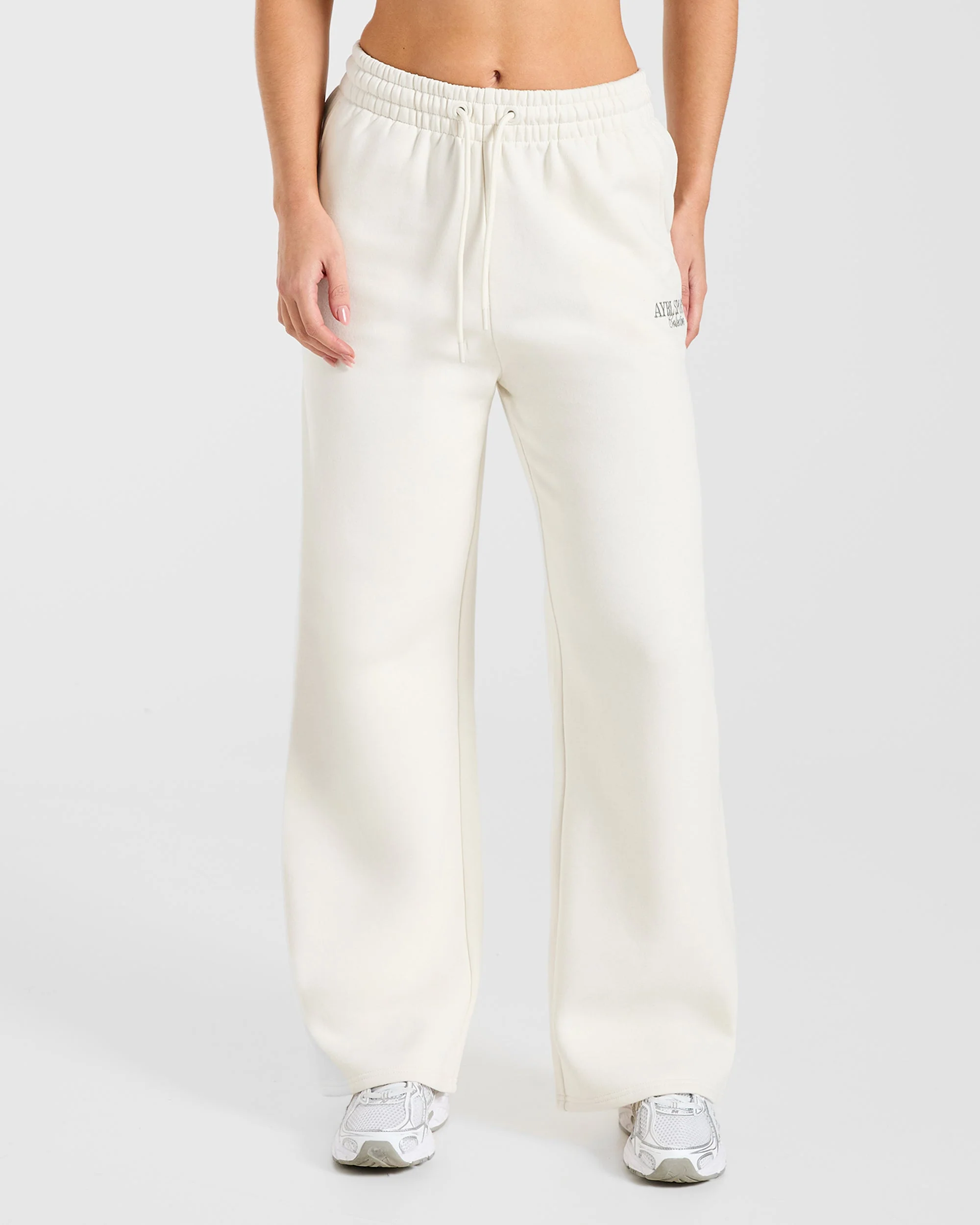 Sports Collective Oversized Straight Leg Joggers - Off Wit/Groen