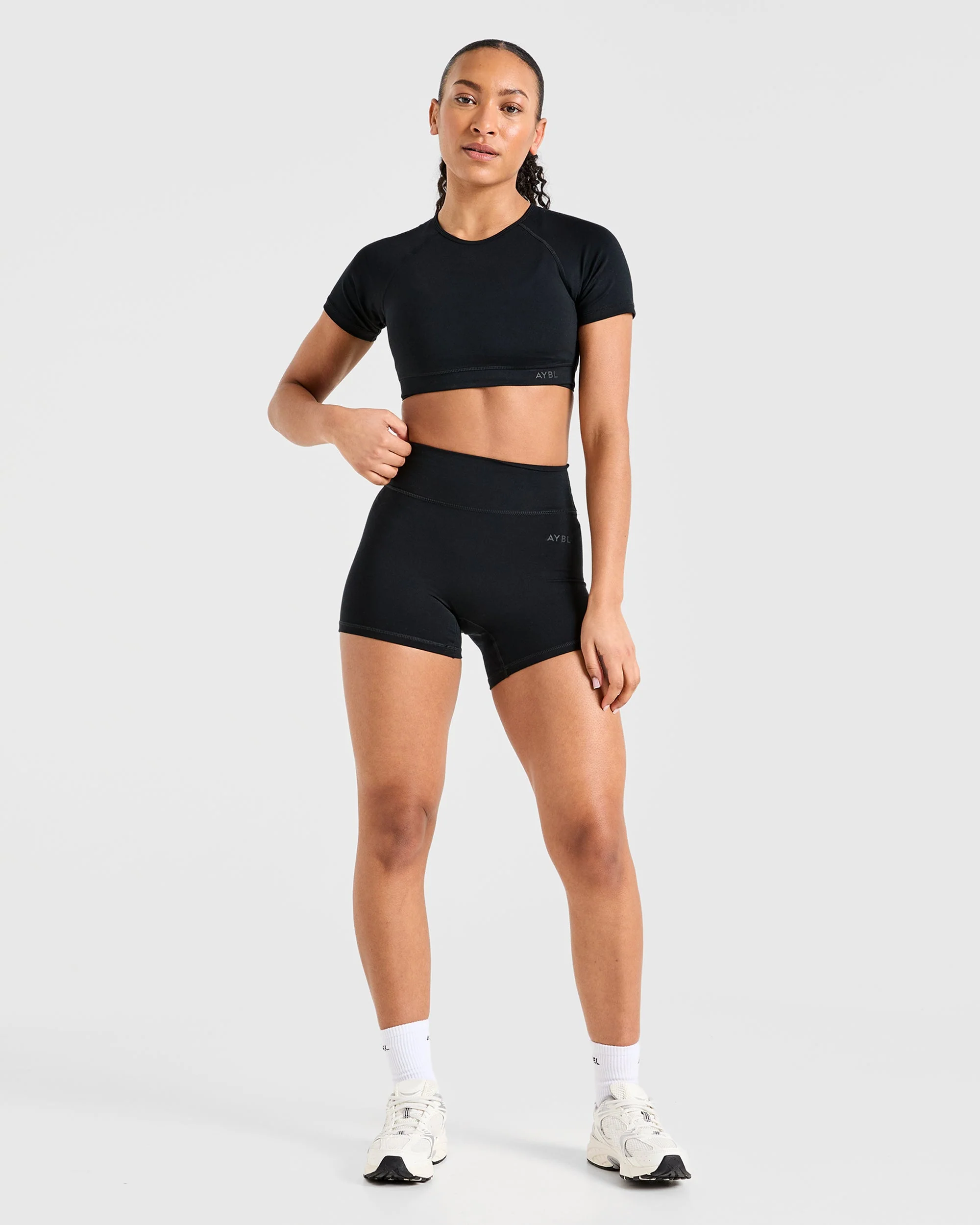 Staple Crop Top - Zwart - Image 3
