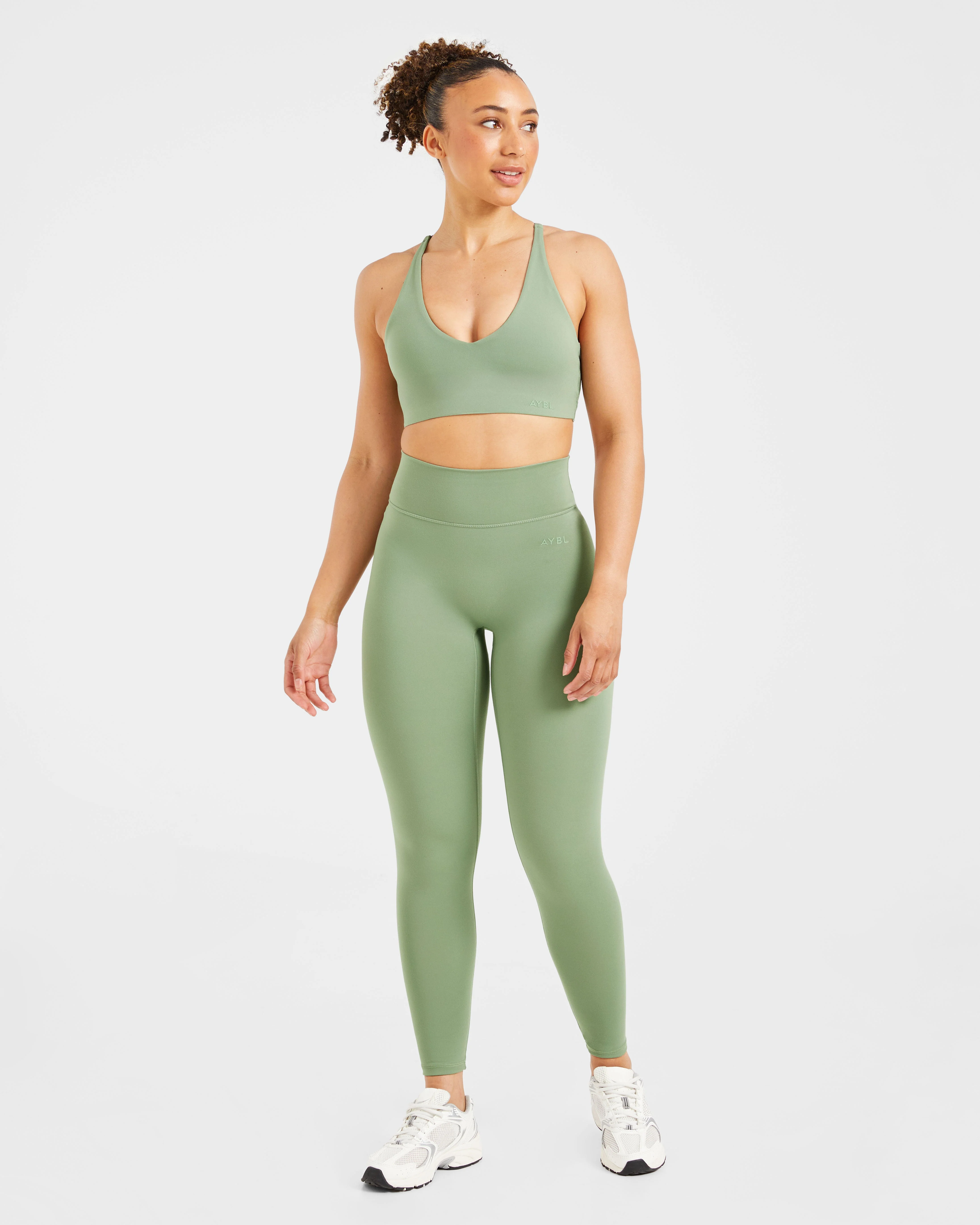 Staple Sports Bra - Olive Groen - Image 3