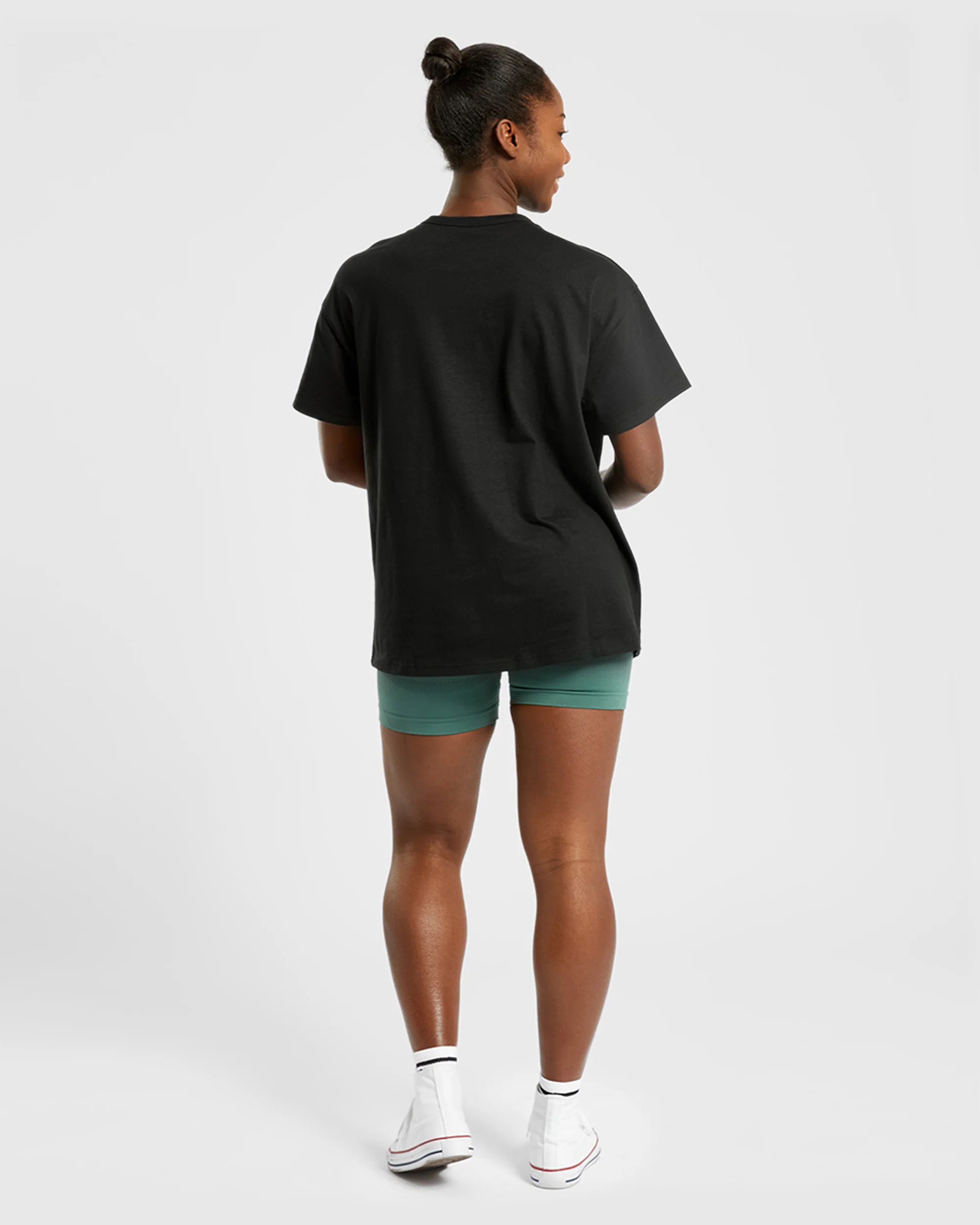 Varsity Oversized T Shirt - Zwart - Image 12