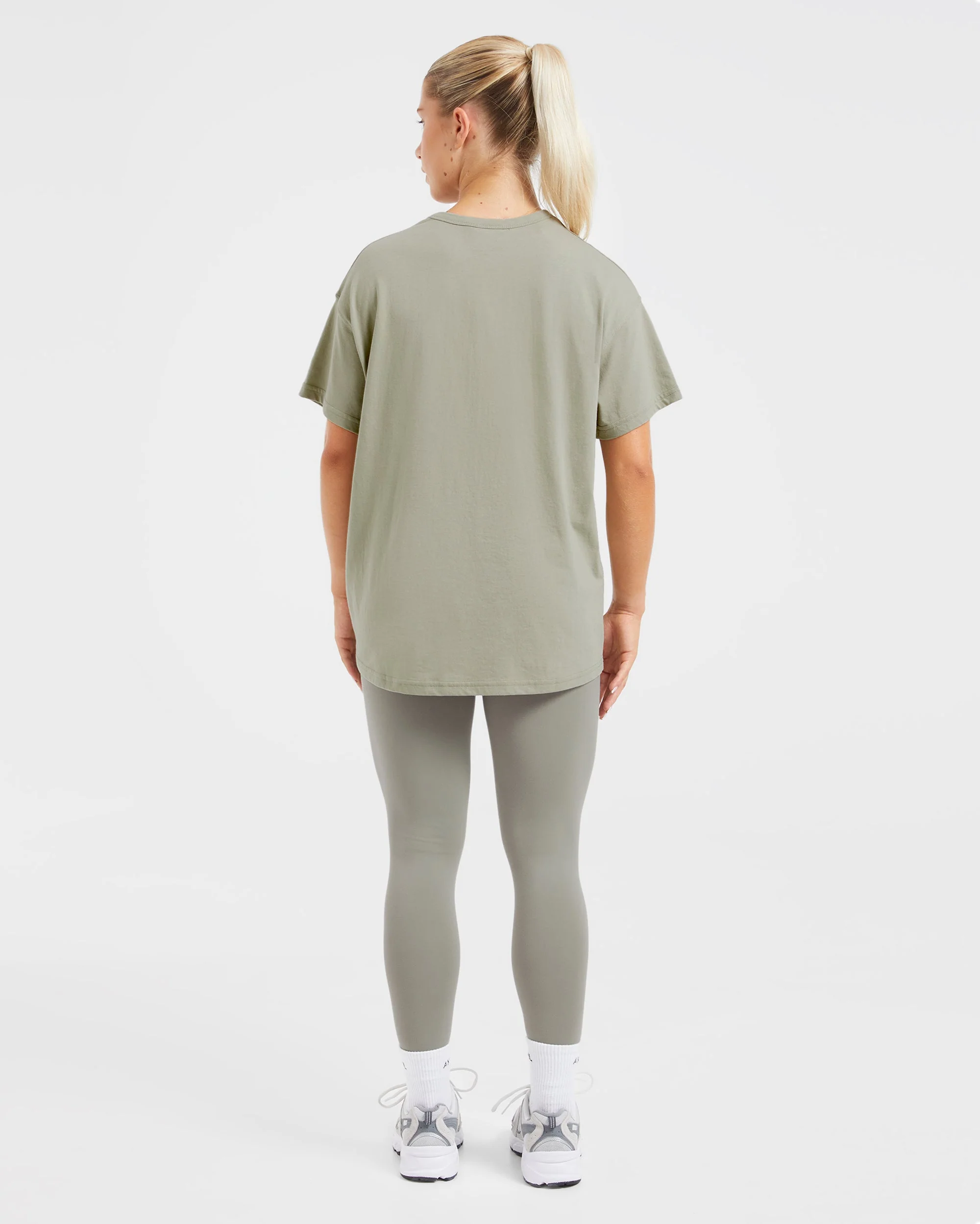 Varsity Oversized T Shirt - Olive Groen - Image 4